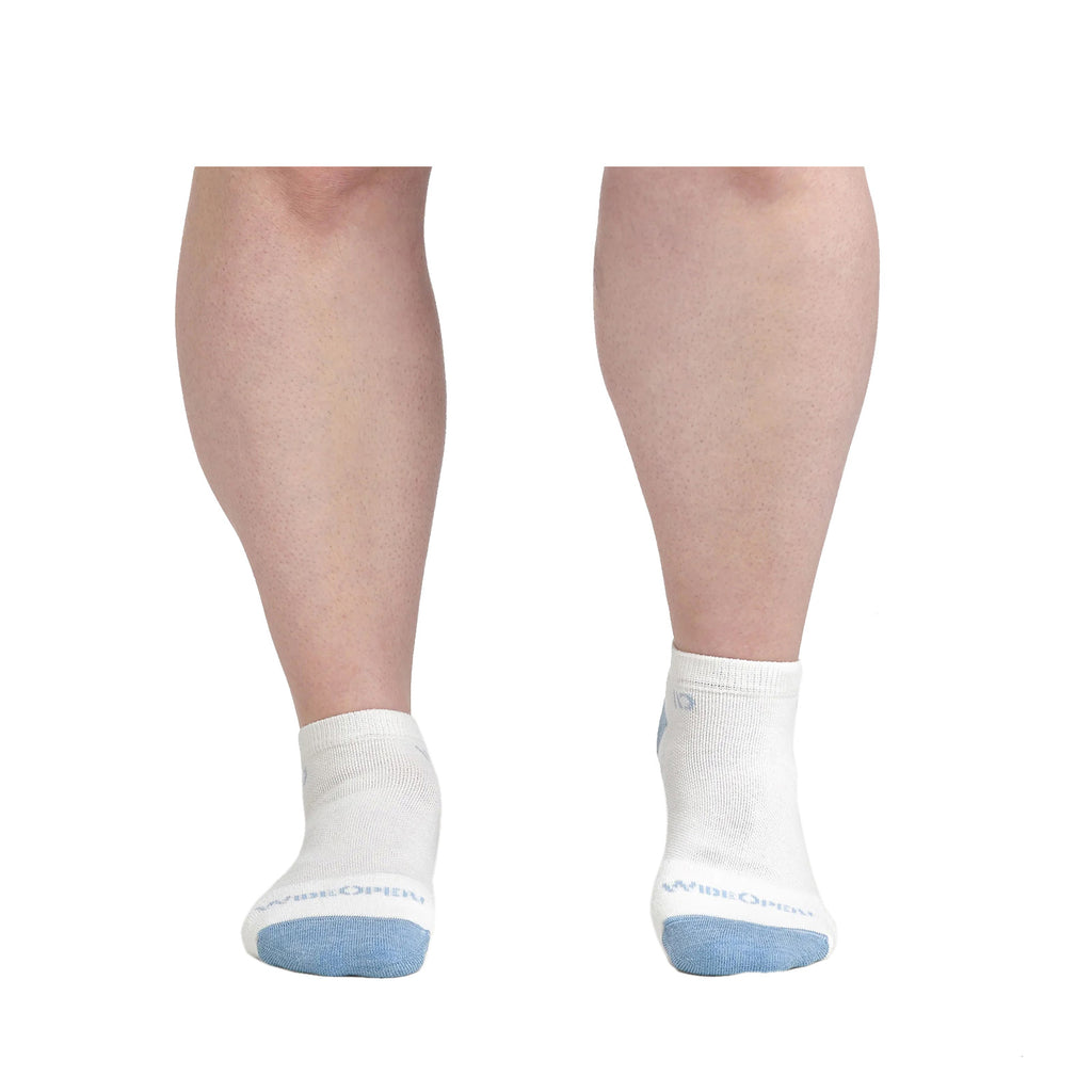 Women's Wide Open Cushioned Solid No Show Socks - 1 Pair WHITE 9500-WHITE