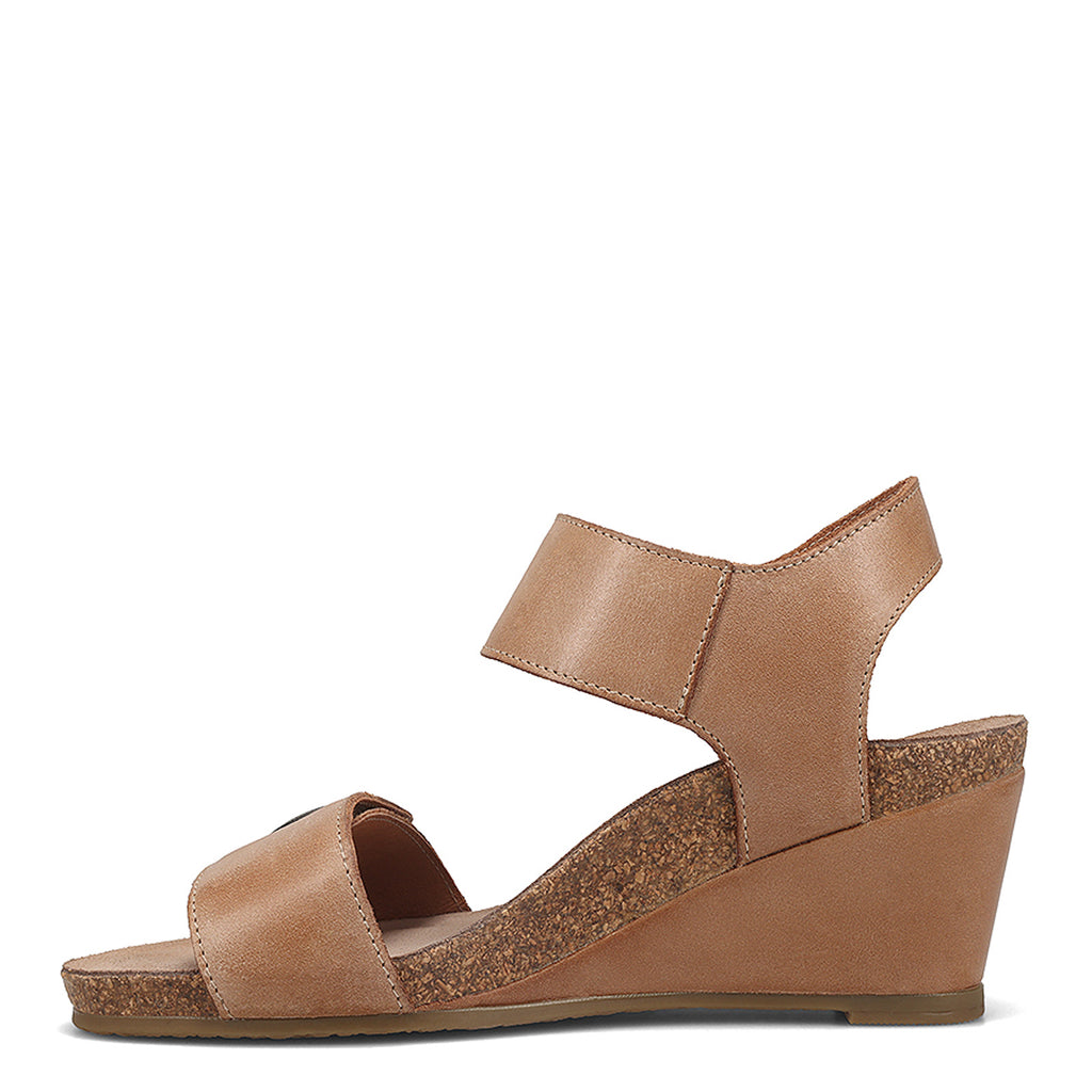 Women's Taos Carousel 3 Sandal TAN CA3-7786-TAN
