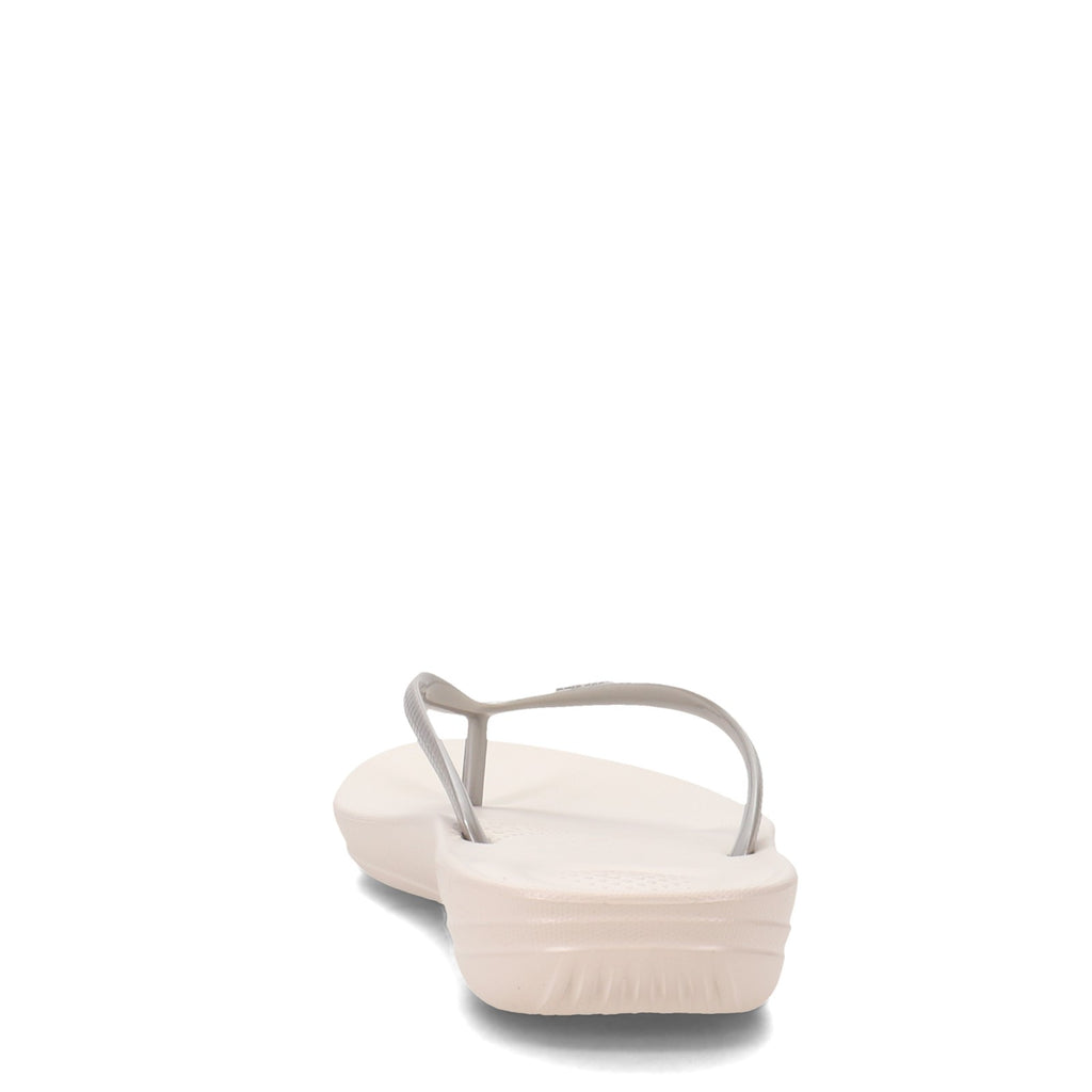 Women's FitFlop iQushion Flip-Flop SILVER E54-011