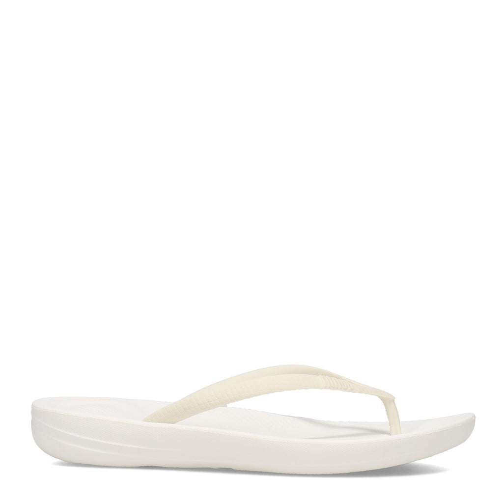Women's FitFlop iQushion Flip-Flop URBAN WHITE E54-194
