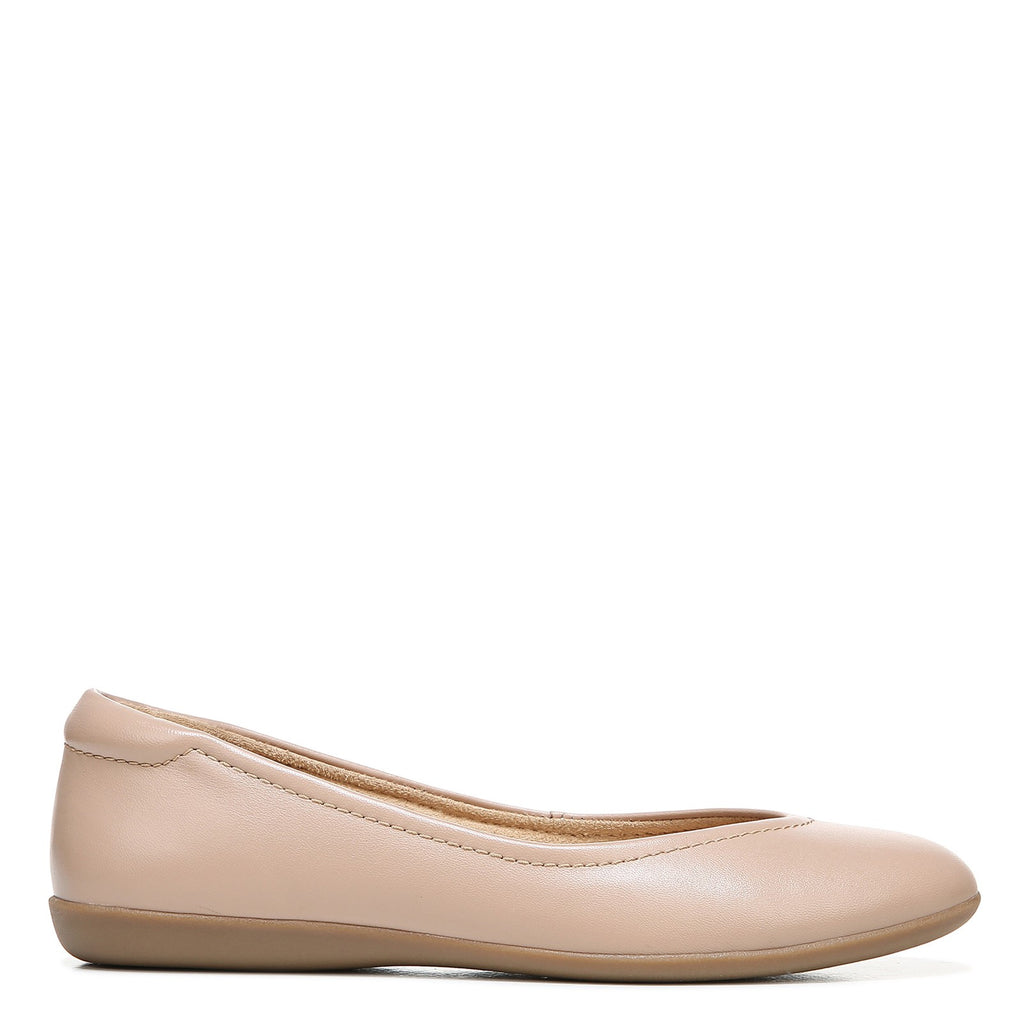 Women's Naturalizer Vivienne Flat CREME BRULEE H1931L2251