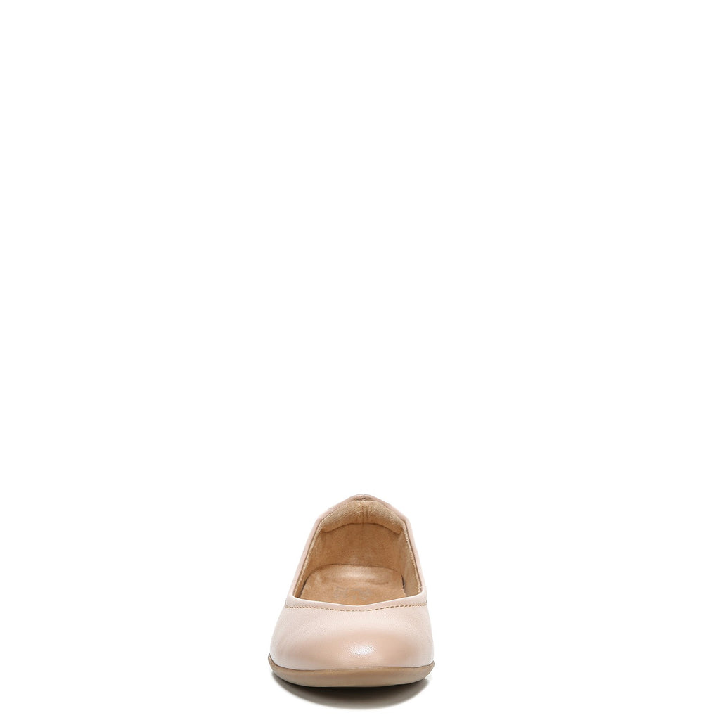 Women's Naturalizer Vivienne Flat CREME BRULEE H1931L2251