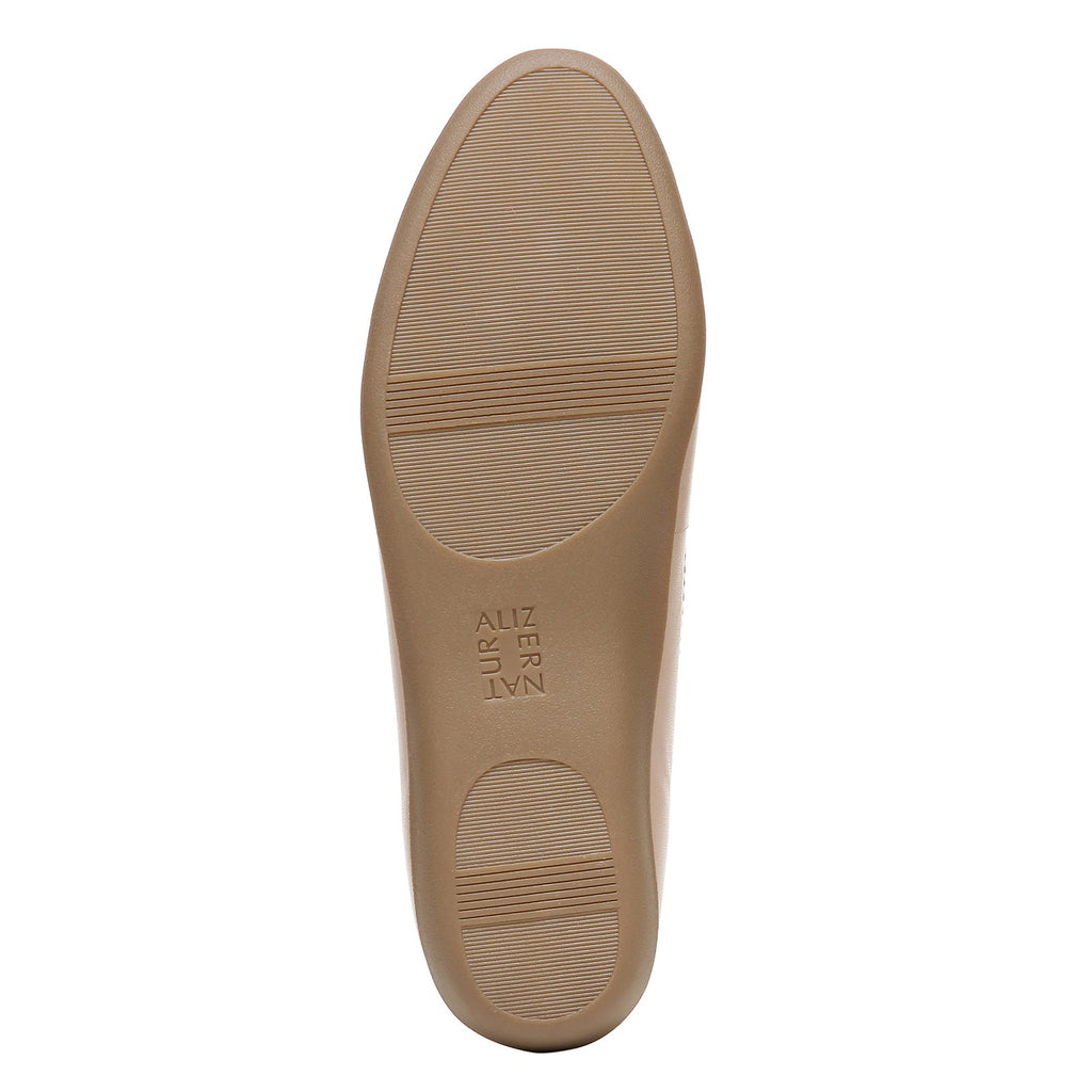 Women's Naturalizer Vivienne Flat CREME BRULEE H1931L2251