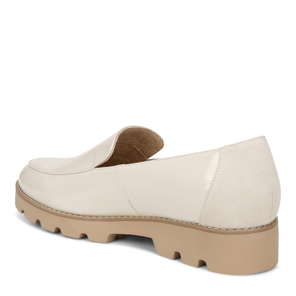 Women's Vionic Kensley Loafer CREAM H9623L2252