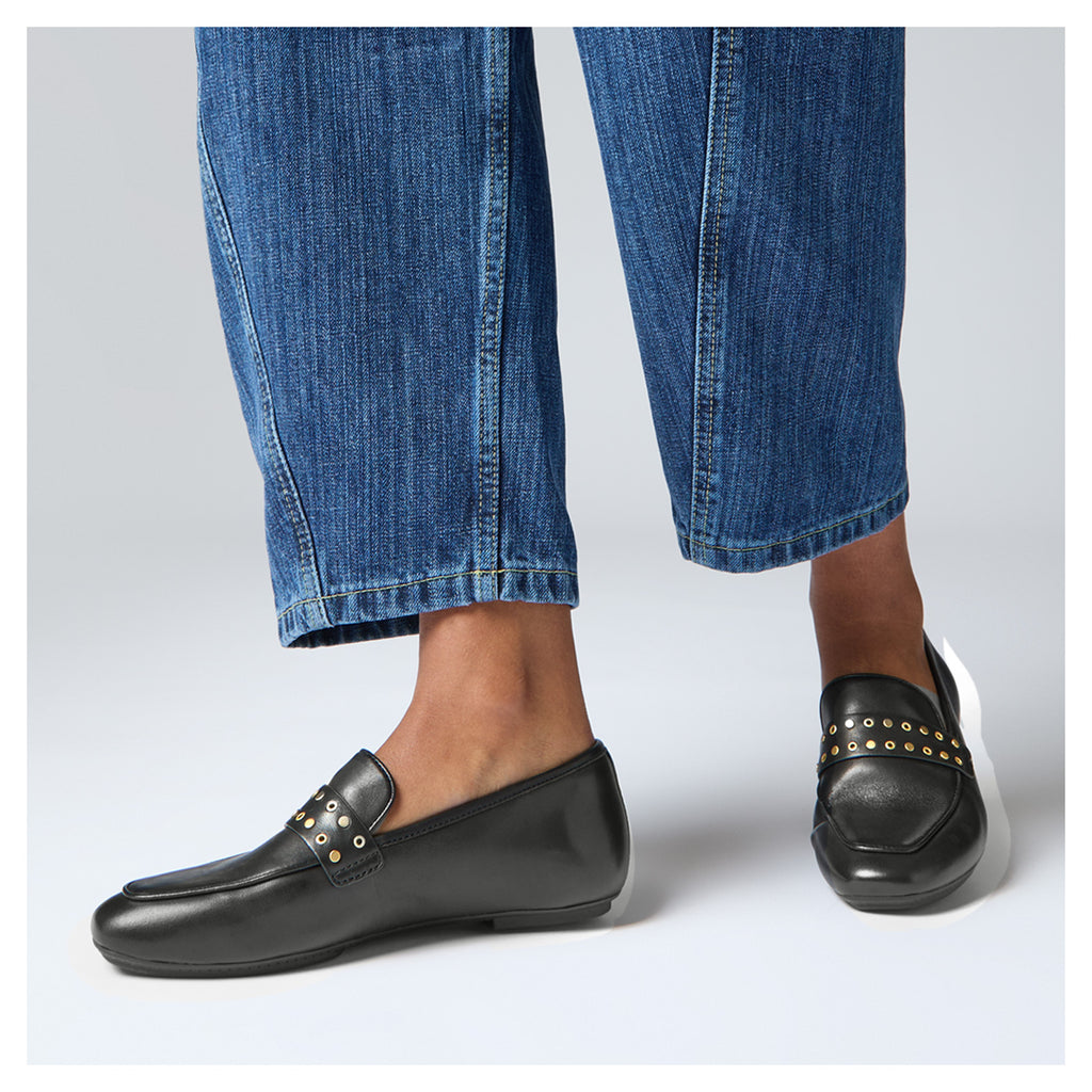 Women's FitFlop Delicato Stud-and-Eyelet Loafer BLACK HY1-001