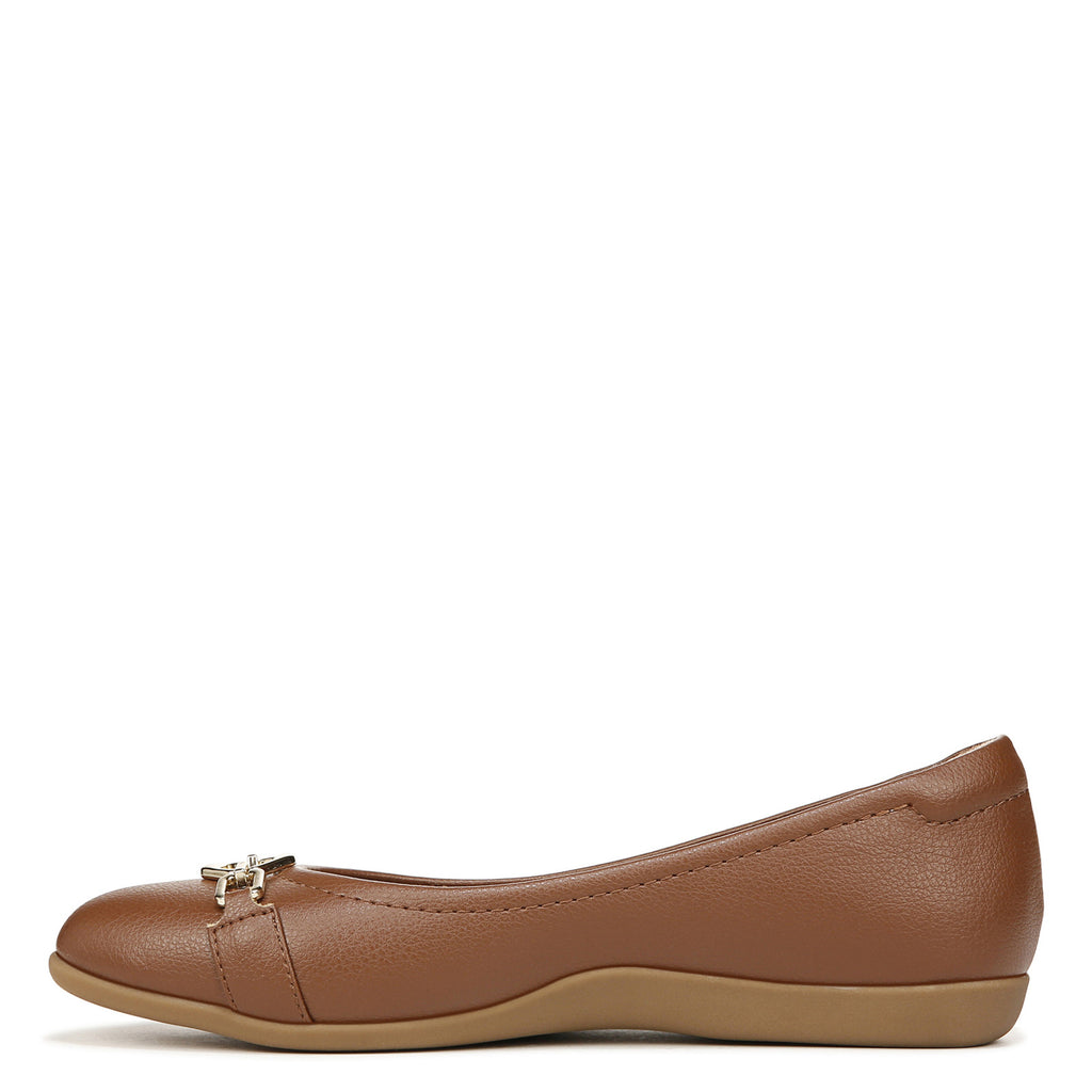 Women's Naturalizer Vivienne Ornament Flat BANANA BREAD I4765S3200