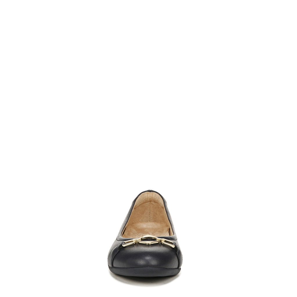 Women's Naturalizer Vivienne Ornament Flat NAVY I4765S5400