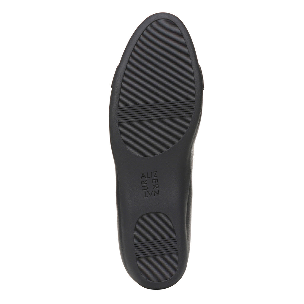Women's Naturalizer Vivienne Ornament Flat NAVY I4765S5400