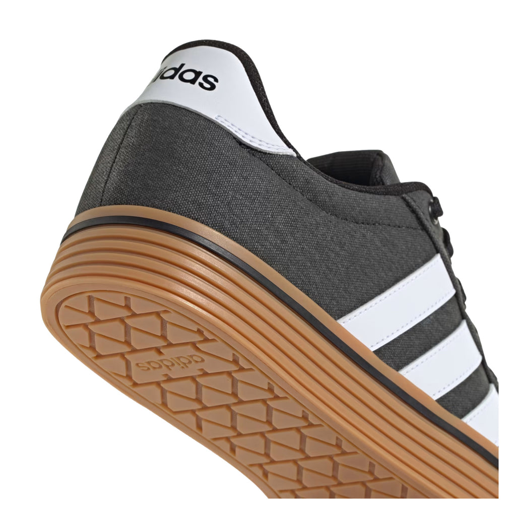 Men's Adidas Daily 4.0 Sneaker CORE BLACK / CLOUD WHITE / GUM IF4492