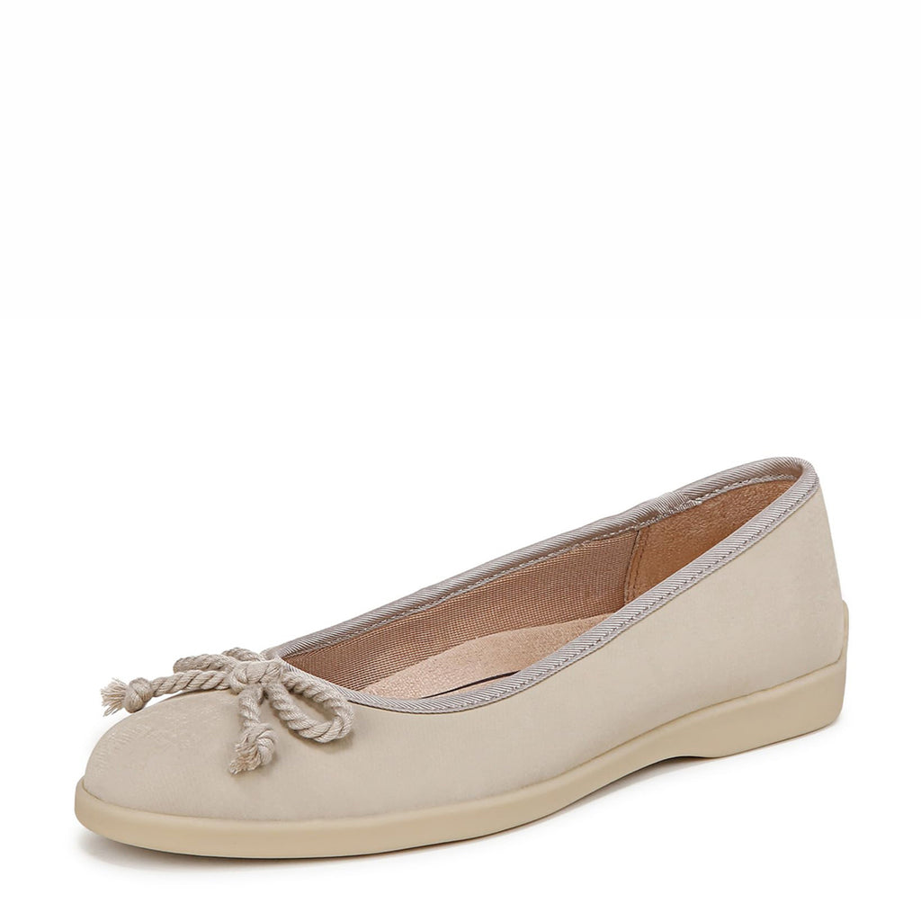 Women's LifeStride Maura Flat TAUPE J4788S3200