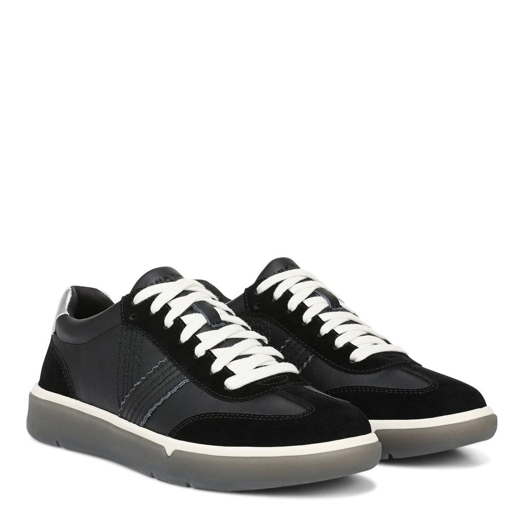 Women's Vionic City Walk Sneaker BLACK J7705L3001