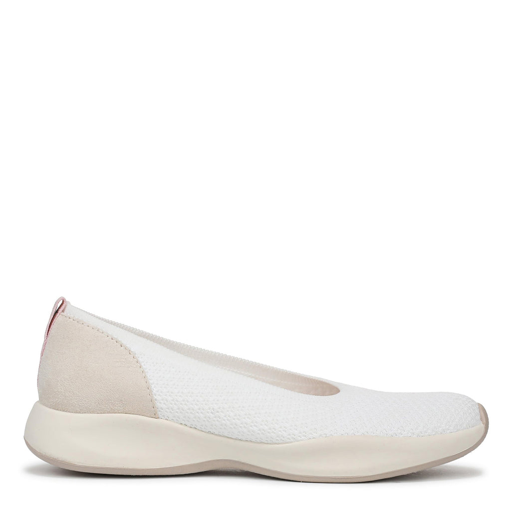 Women's BZees Unity Slip-On WHITE J8270F1100