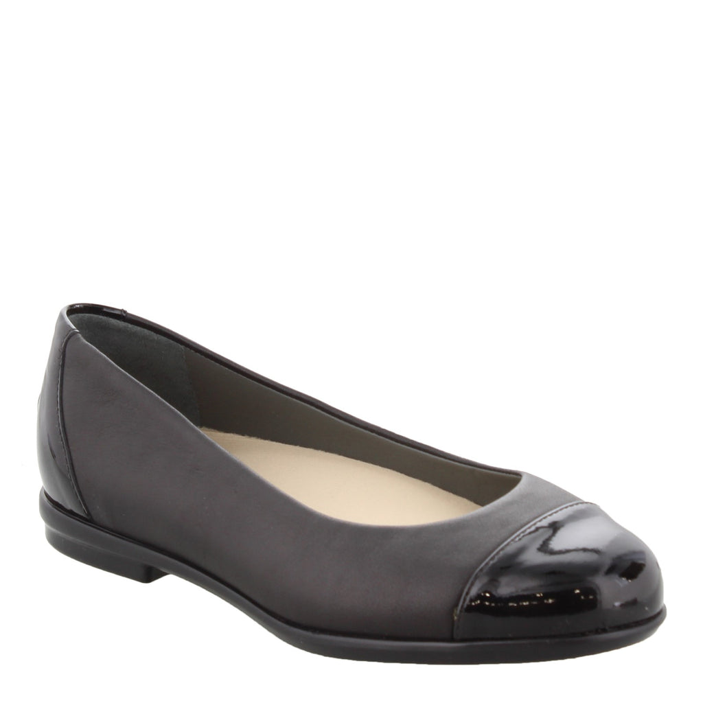 Women's SAS Scenic Ballet Flat BLACK / PATENT SCENIC CAP BKBP