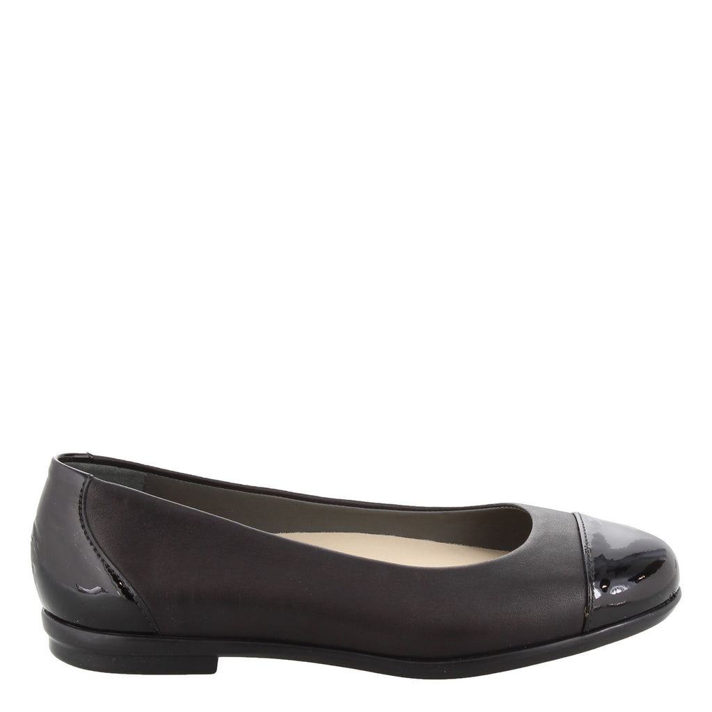 Women's SAS Scenic Ballet Flat BLACK / PATENT SCENIC CAP BKBP