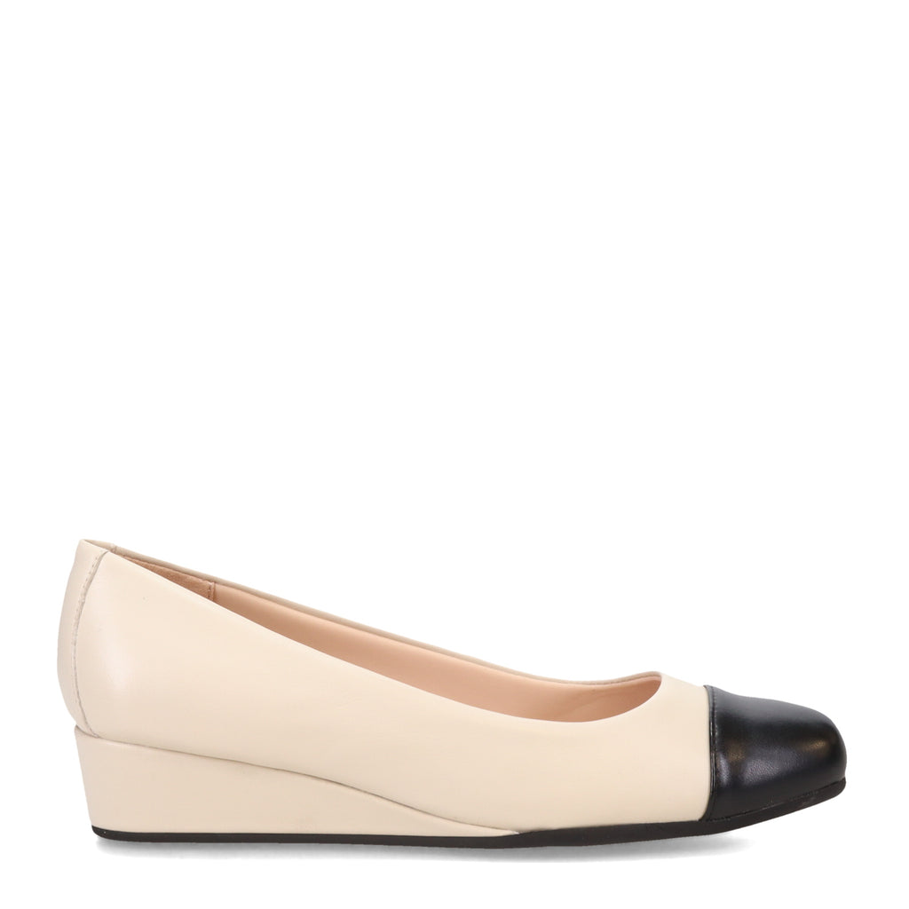 Women's Easy Spirit Gracey Wedge Pump IVORY SEGRACEY8-IVO01