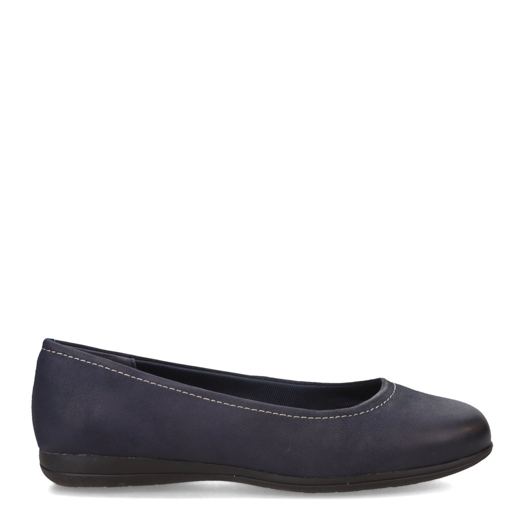 Women's Trotters Darcey Flat NAVY T1904400