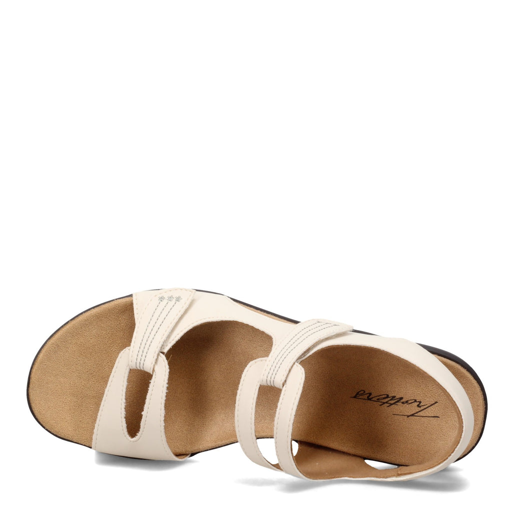 Women's Trotters Katarina Sandal OFF WHITE T2135-115