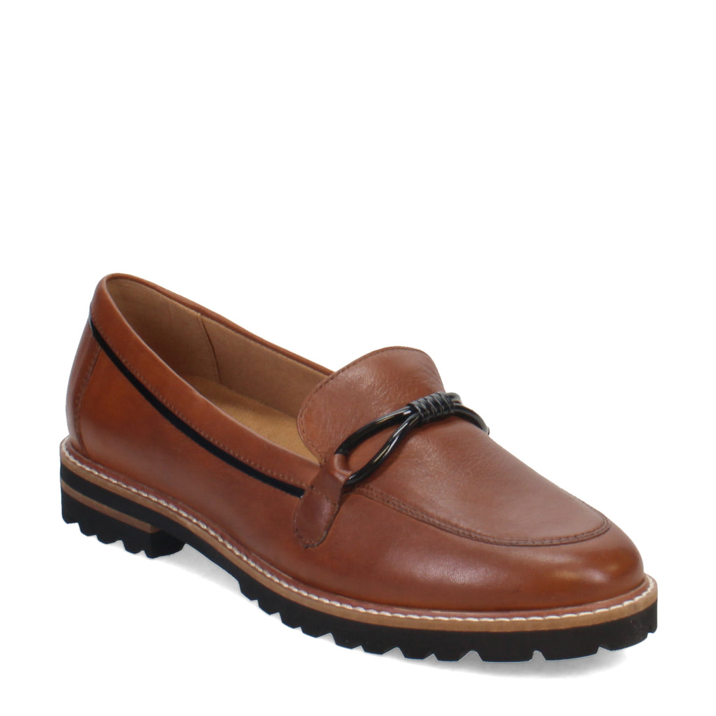 Women's Trotters Fiora Loafer LUGGAGE T2361-215