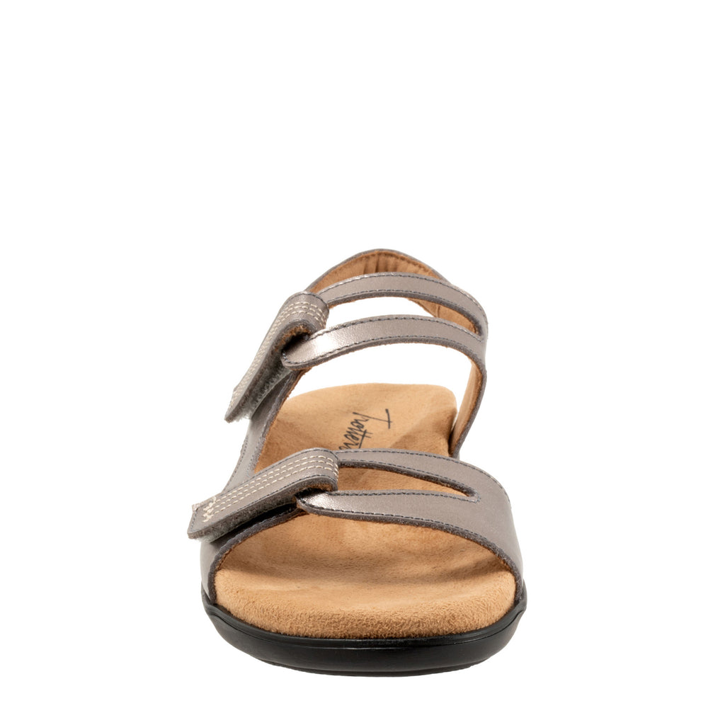 Women's Trotters Katarina Sandal PEWTER T2626-033