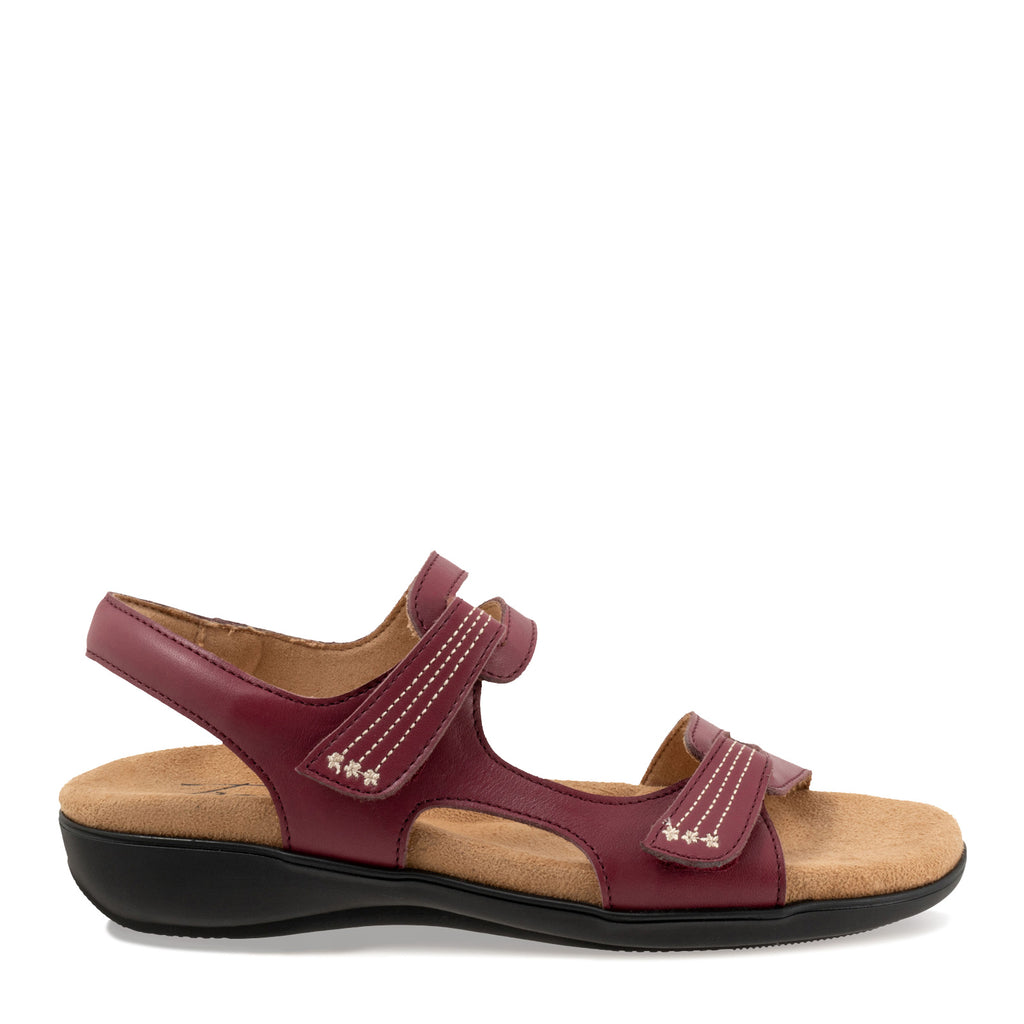Women's Trotters Katarina Sandal CHERRY T2626-640